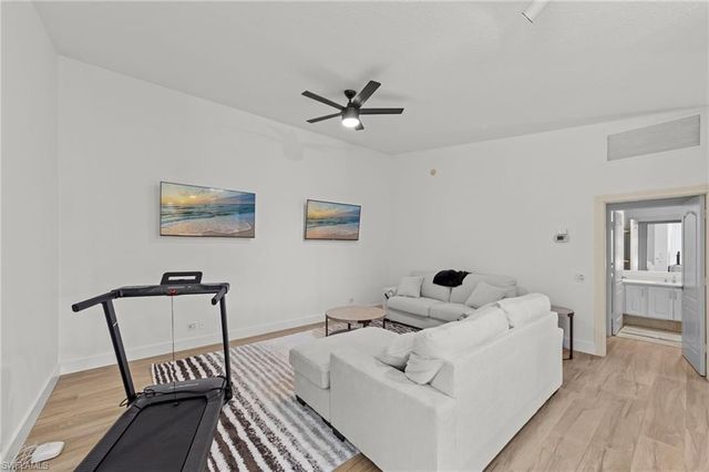 4748 San Carlo CT, Naples, FL 34109