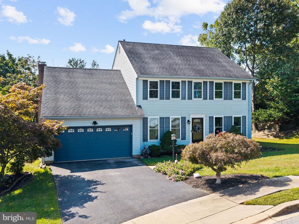 3 MEADOW WIND CIR, Newark, DE 19711