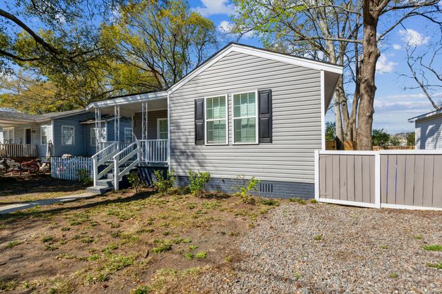 2925 Alabama Drive, North Charleston, SC 29405