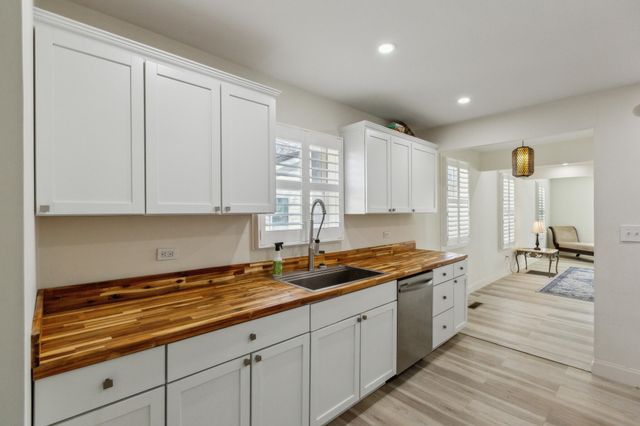 2925 Alabama Drive, North Charleston, SC 29405