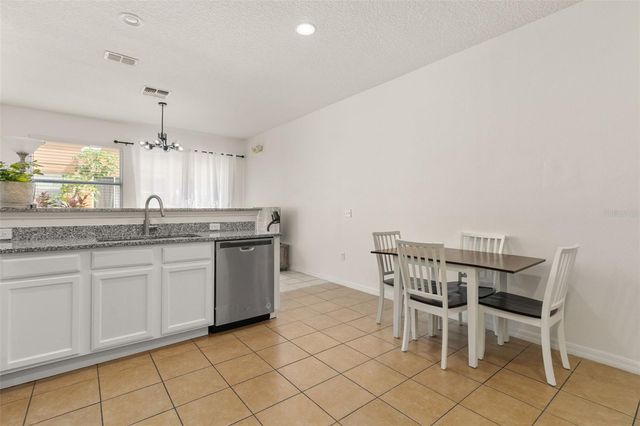 5315 PARADISE CAY CIRCLE, Kissimmee, FL 34746