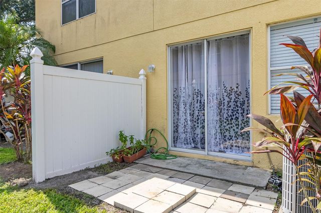 5315 PARADISE CAY CIRCLE, Kissimmee, FL 34746