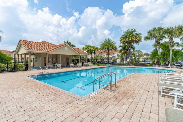 5315 PARADISE CAY CIRCLE, Kissimmee, FL 34746