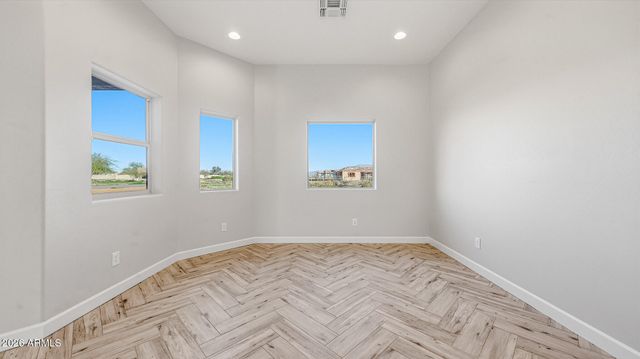 22288 W DALE Lane, Wittmann, AZ 85361