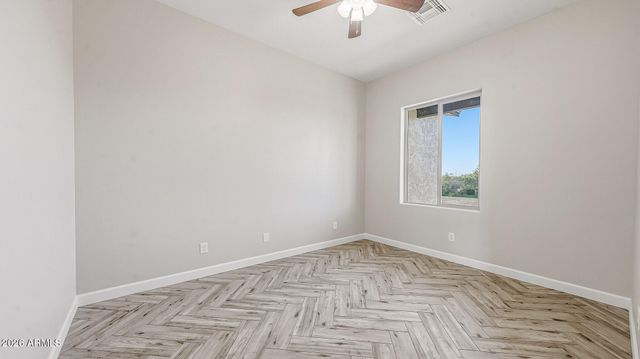 22288 W DALE Lane, Wittmann, AZ 85361