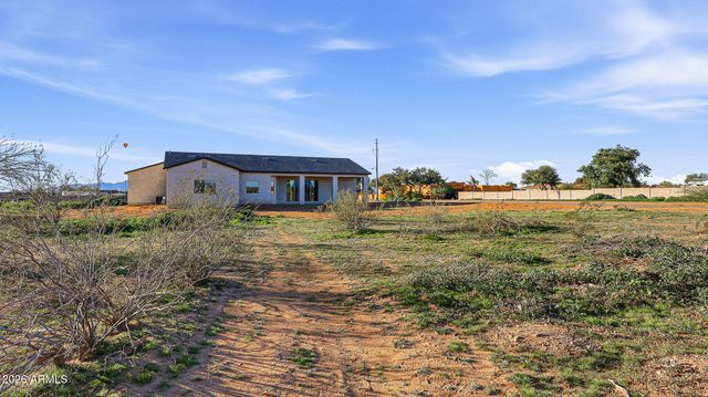 22288 W DALE Lane, Wittmann, AZ 85361