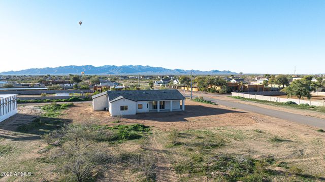 22288 W DALE Lane, Wittmann, AZ 85361