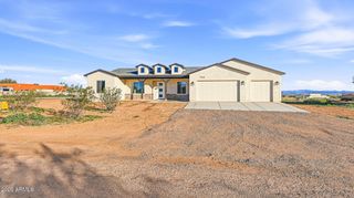 22288 W DALE Lane, Wittmann, AZ 85361