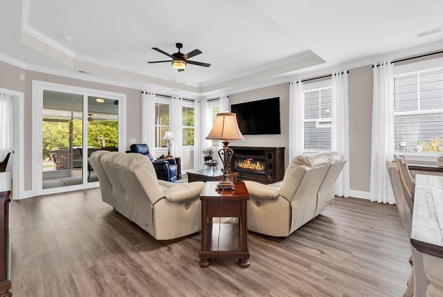 122 Caroline Ct., Murrells Inlet, SC 29576