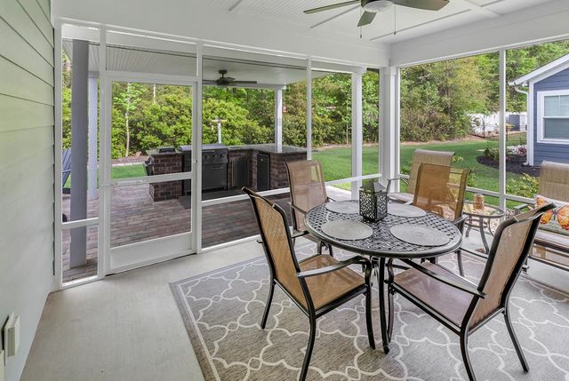 122 Caroline Ct., Murrells Inlet, SC 29576