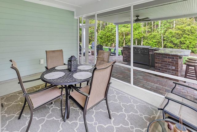 122 Caroline Ct., Murrells Inlet, SC 29576