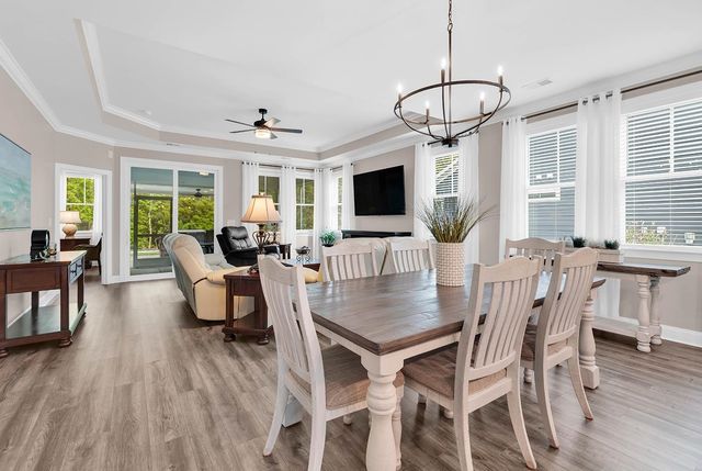 122 Caroline Ct., Murrells Inlet, SC 29576