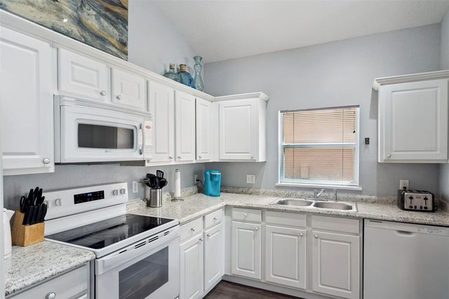 17729 WOODCREST WAY, Clermont, FL 34714