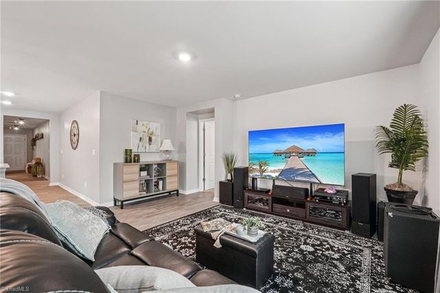 222 Rose Wind Way, Mayodan, NC 27027