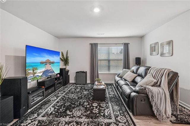 222 Rose Wind Way, Mayodan, NC 27027