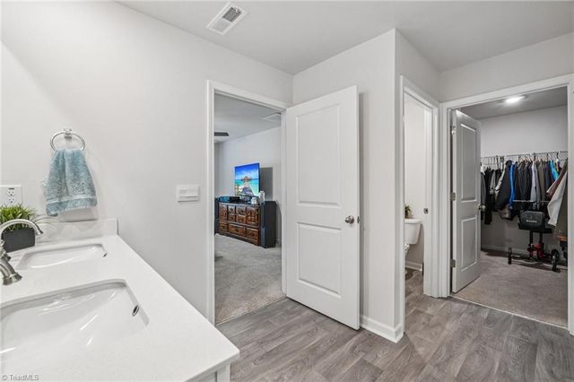 222 Rose Wind Way, Mayodan, NC 27027