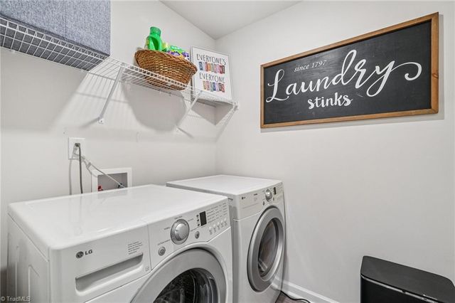 222 Rose Wind Way, Mayodan, NC 27027