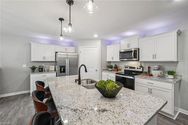 222 Rose Wind Way, Mayodan, NC 27027