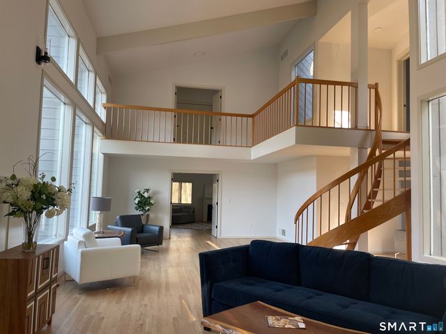 2177 Cross Highway, Fairfield, CT 06824