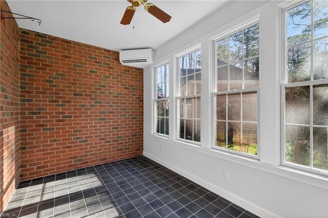 20480 W Creek PL, Smithfield, VA 23430