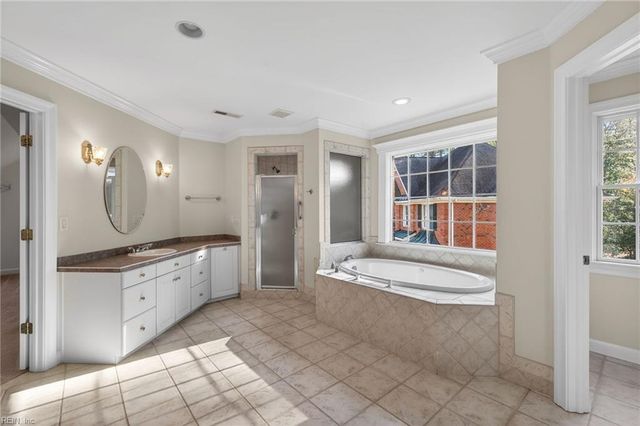 20480 W Creek PL, Smithfield, VA 23430