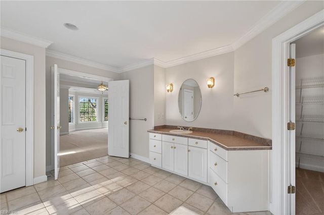 20480 W Creek PL, Smithfield, VA 23430