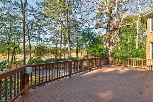 20480 W Creek PL, Smithfield, VA 23430