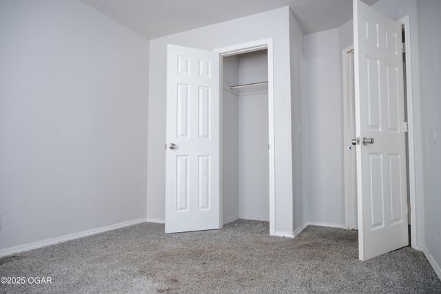908 Jefferson Avenue, Joplin, MO 64801