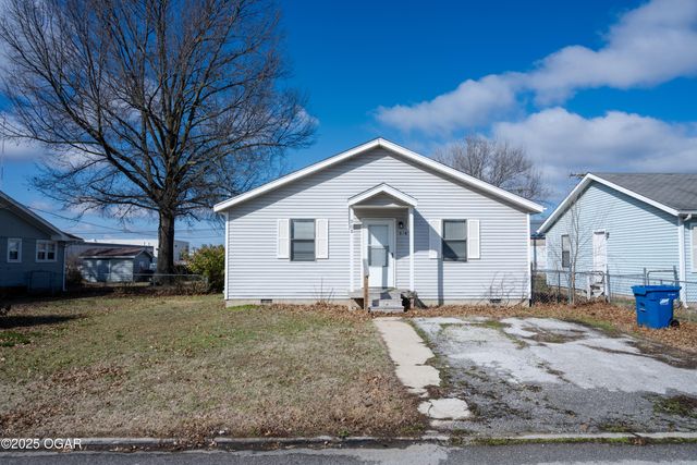 908 Jefferson Avenue, Joplin, MO 64801