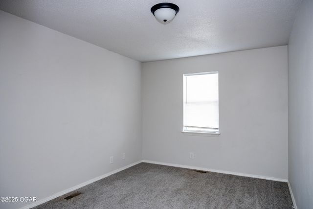 908 Jefferson Avenue, Joplin, MO 64801