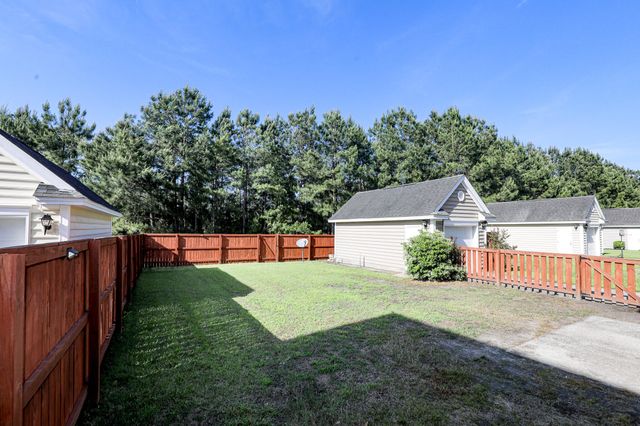 196 Avonshire Drive, Summerville, SC 29483