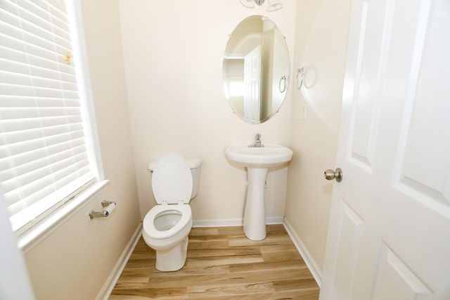 196 Avonshire Drive, Summerville, SC 29483