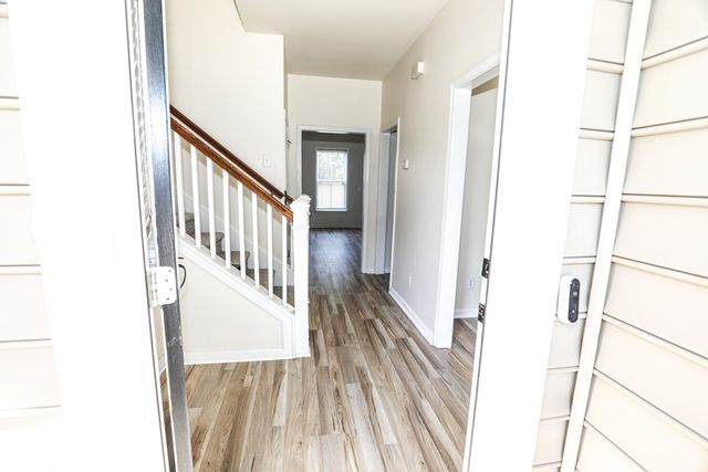 196 Avonshire Drive, Summerville, SC 29483