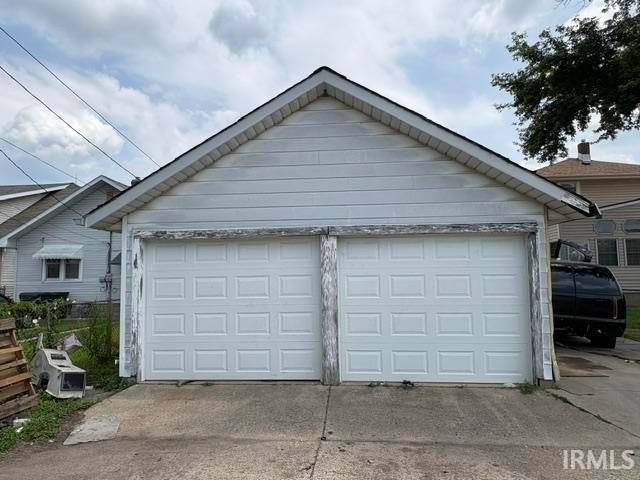 2317 Jackson Street, Anderson, IN 46016