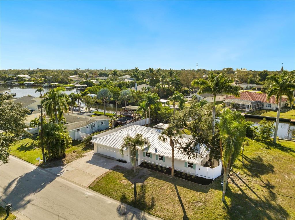 6911 9TH AVENUE NW, BRADENTON, FL 34209 — photo 3