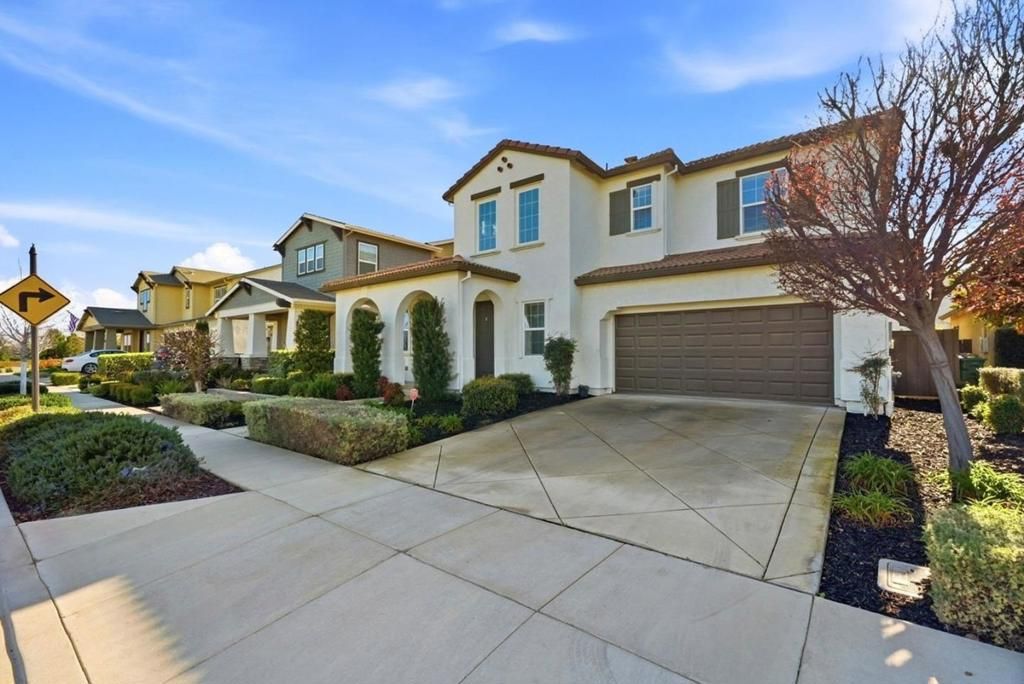 Image 2 of property listing at 4723 Avalon Street, Tracy, CA 95377