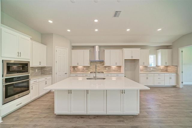 5237 WOLF CREEK DRIVE, Apollo Beach, FL 33572