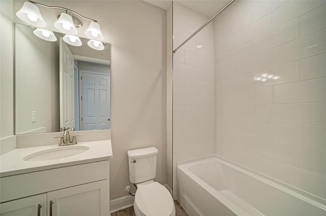 5237 WOLF CREEK DRIVE, Apollo Beach, FL 33572