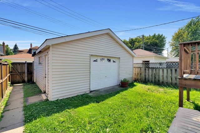5505 W Cullom Avenue, Chicago, IL 60634