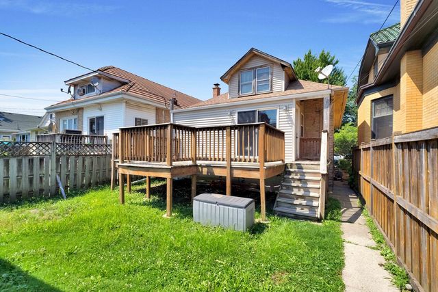 5505 W Cullom Avenue, Chicago, IL 60634