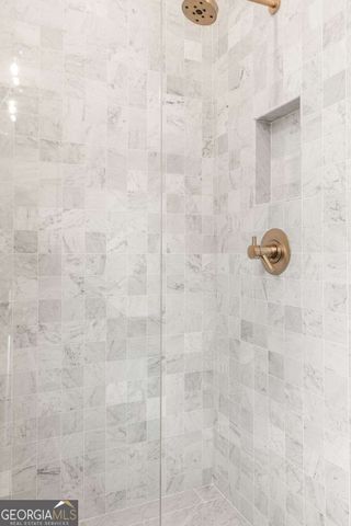 11859 Serenbe Lane, Chattahoochee Hills, GA 30268