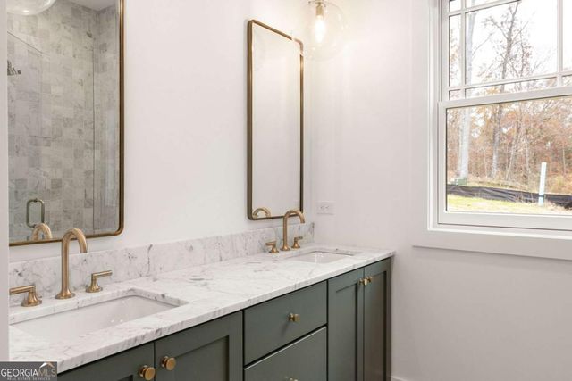 11859 Serenbe Lane, Chattahoochee Hills, GA 30268