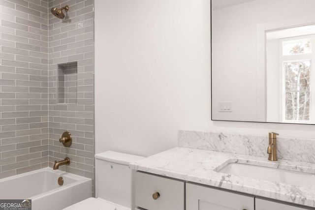 11859 Serenbe Lane, Chattahoochee Hills, GA 30268