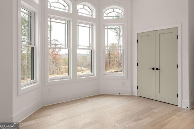 11859 Serenbe Lane, Chattahoochee Hills, GA 30268