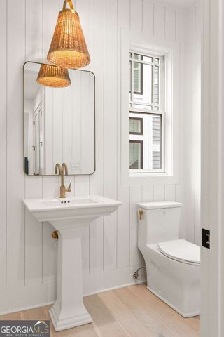 11859 Serenbe Lane, Chattahoochee Hills, GA 30268