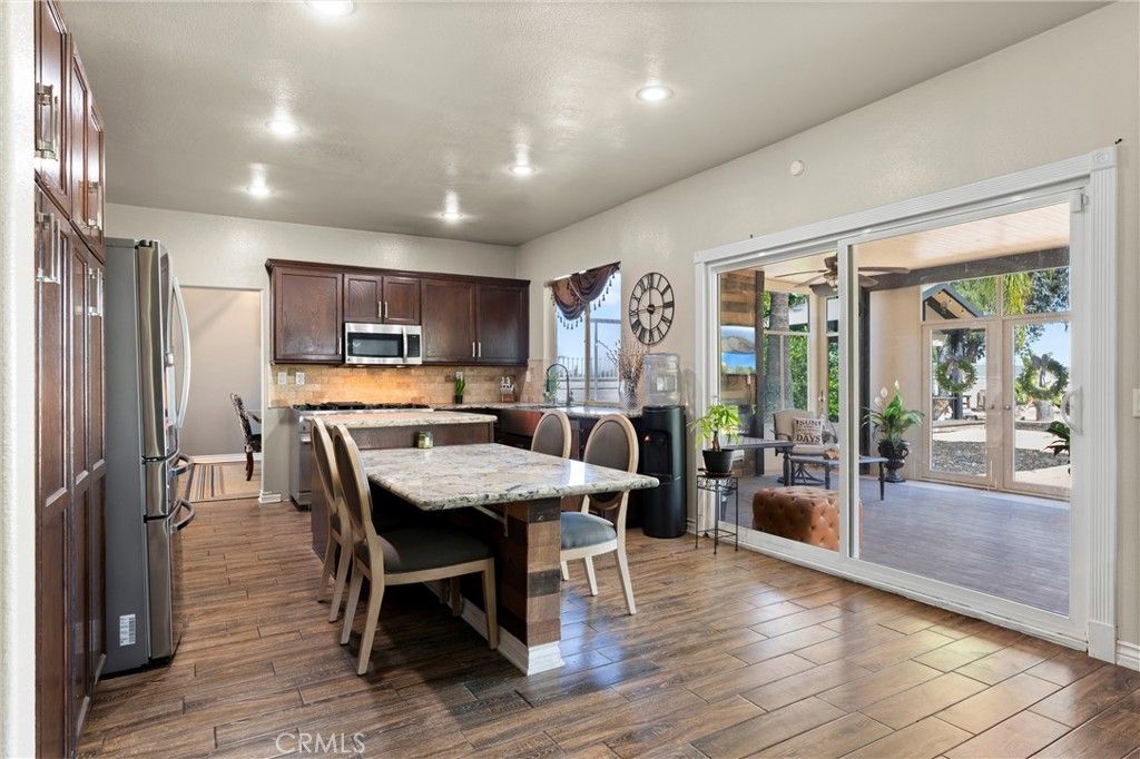 Image 7 of property listing at 29200 Sandpiper Drive, Lake Elsinore, CA 92530