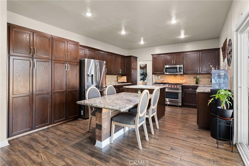 Image 8 of property listing at 29200 Sandpiper Drive, Lake Elsinore, CA 92530