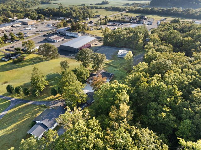 89 Big Windy Lane, Dunnville, KY 42528