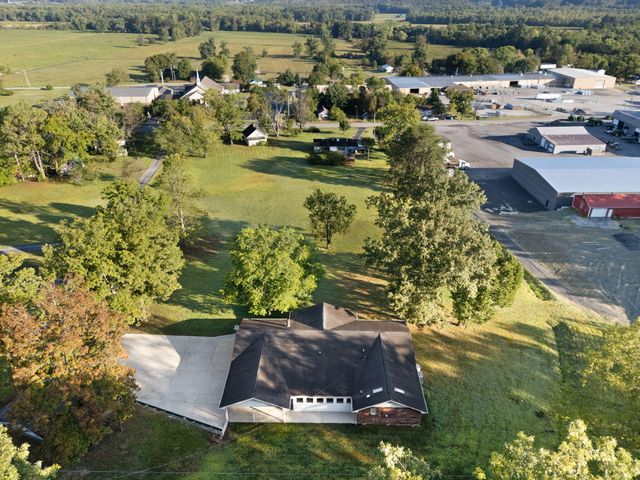 89 Big Windy Lane, Dunnville, KY 42528