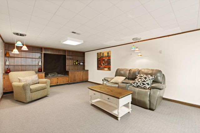 89 Big Windy Lane, Dunnville, KY 42528